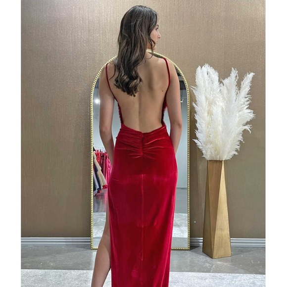 ❄️Like New Mia Belle Couture 💙BLUE💙velvet maxi size small - Picture 3 of 3